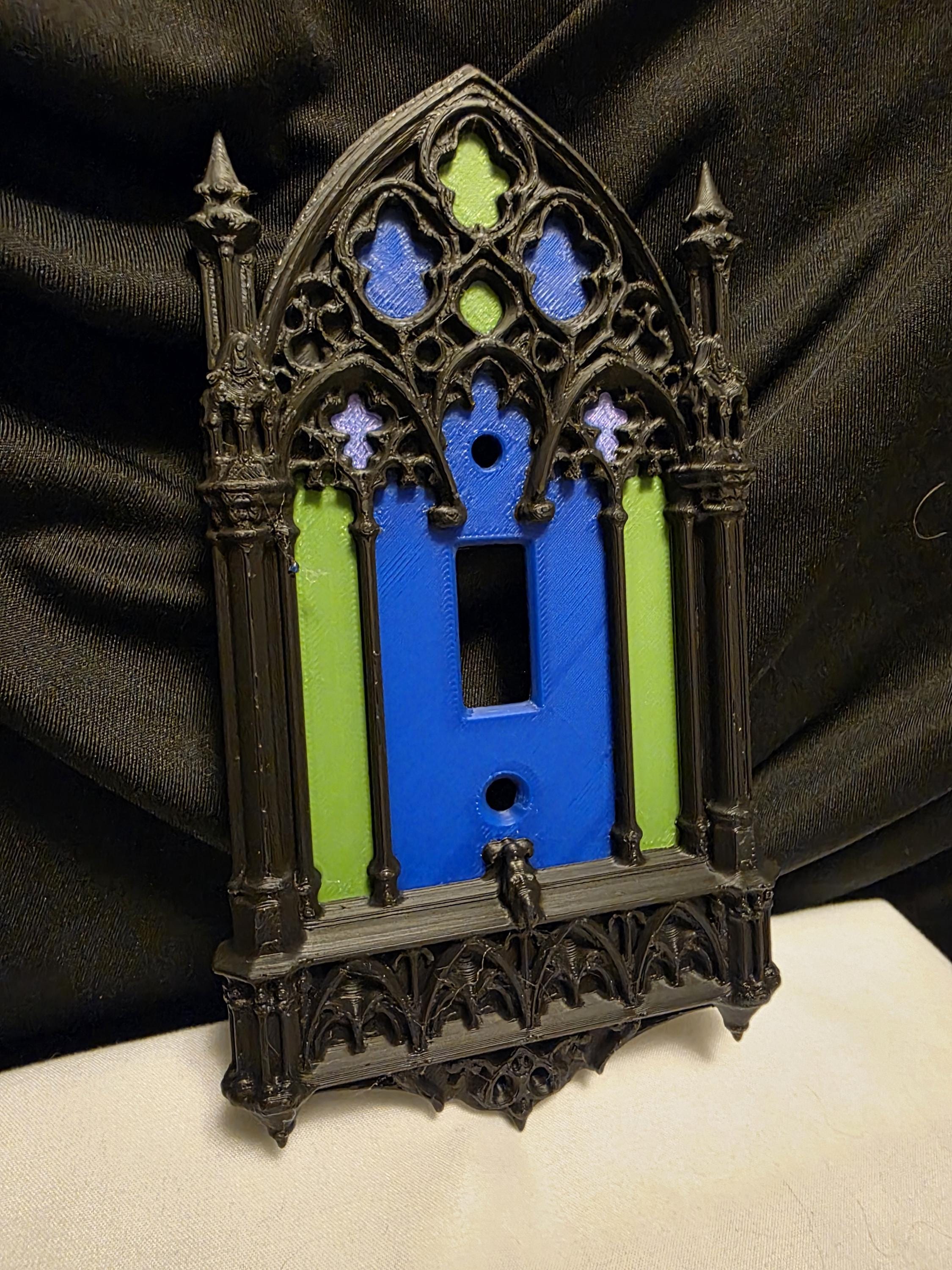 Gothic Stained Glass Light Switch Cover Pair – Gothic Cathedral Decor – 3D Printed Wallplate Set – Medieval Home Decor – Unique Dark Academi