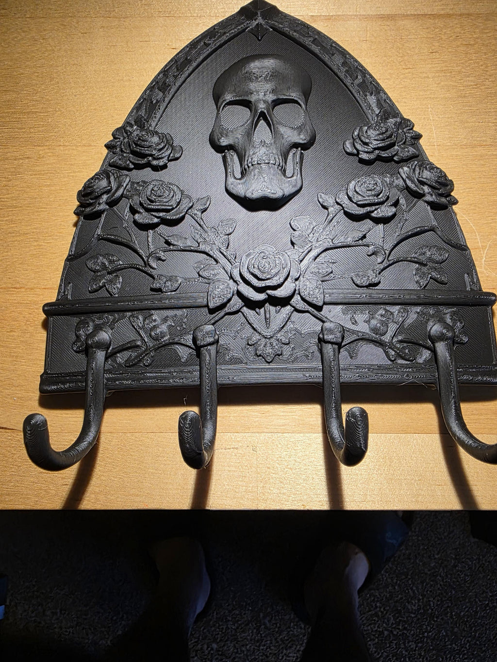 Gothic Skull Key Holder with Roses | 4 Hook Wall Key Rack | Dark Academia Entryway Organizer | Gothic Home Decor | Unique Father’s Day Gift
