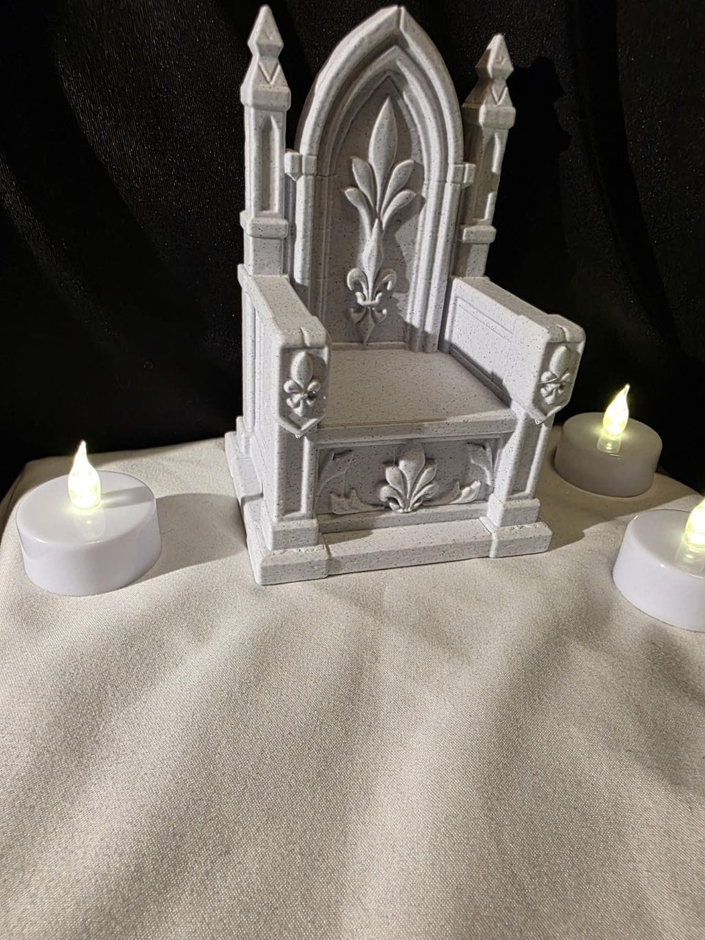 Gothic Doll Throne Chair, Monster High Furniture, Gothic Dollhouse Decor, Stone Throne, Display Chair for Fashion Dolls, Creepy Cute Decor