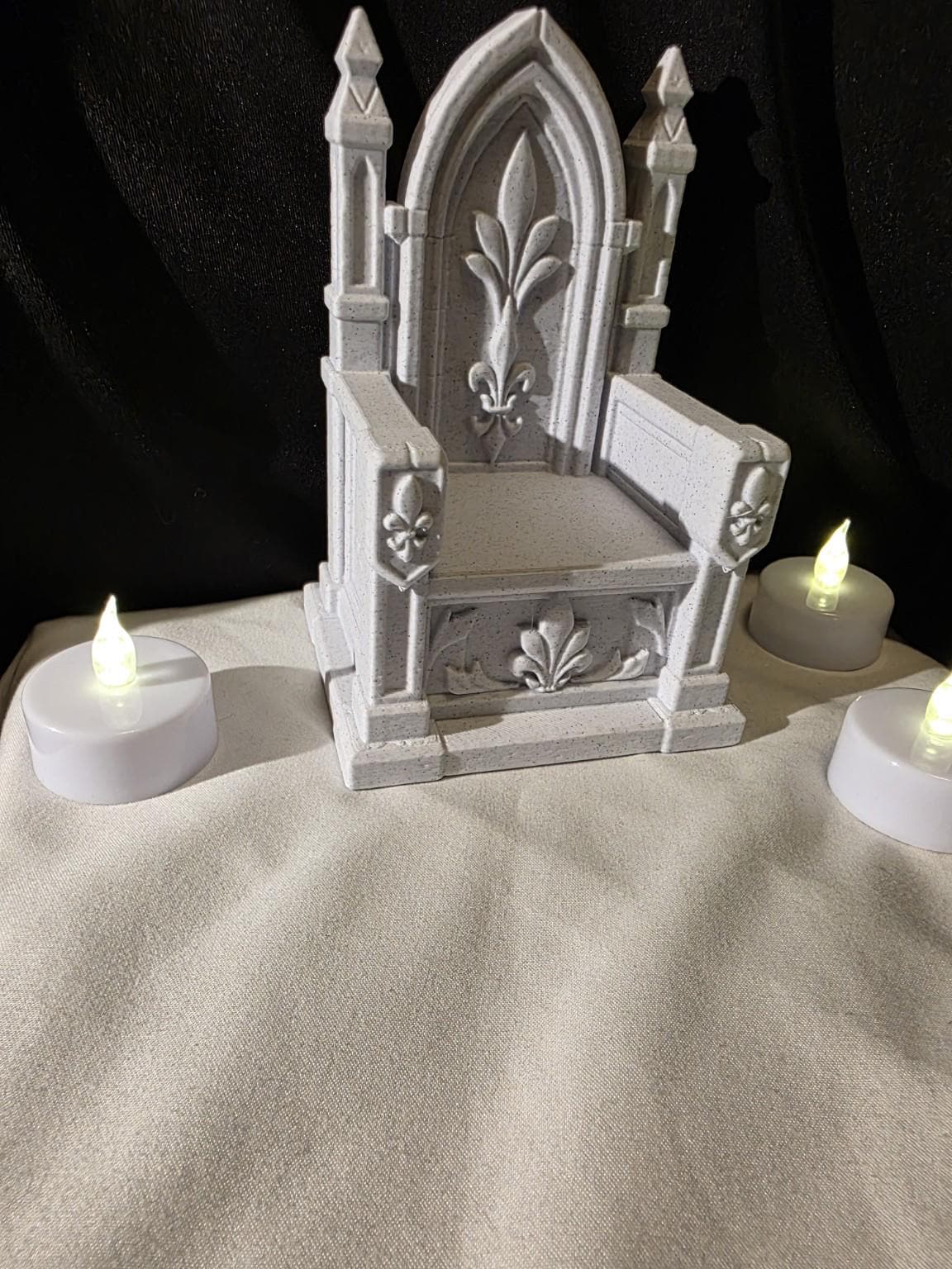 Gothic Doll Throne Chair, Monster High Furniture, Gothic Dollhouse Decor, Stone Throne, Display Chair for Fashion Dolls, Creepy Cute Decor