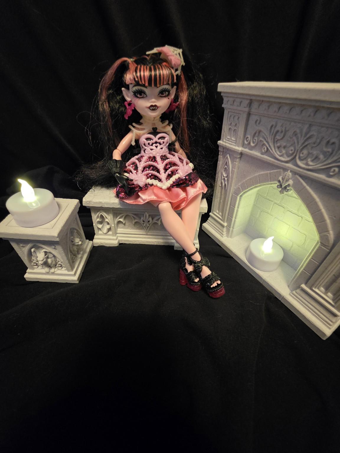 Gothic Doll Furniture Set – Fireplace, Bench & Gargoyle Pedestal | Stone White 3D Printed Furniture for Fashion Dolls